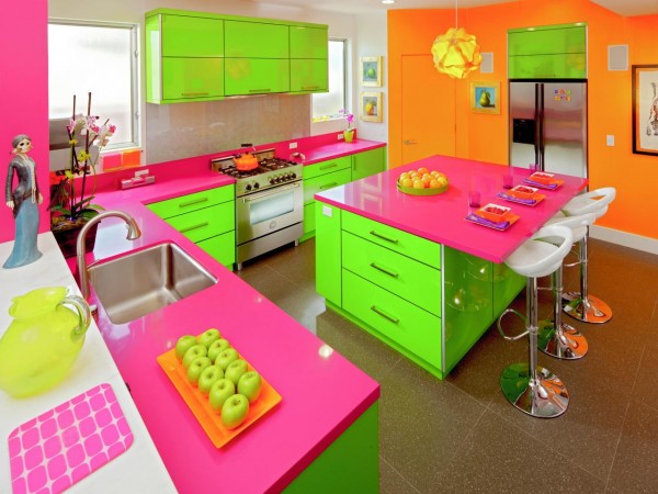 Пъстроцветни кухни в ярки цветове